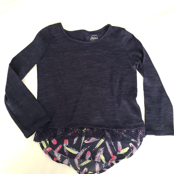 Long sleeve "Layered" Top (4/5) - Picture 1 of 5